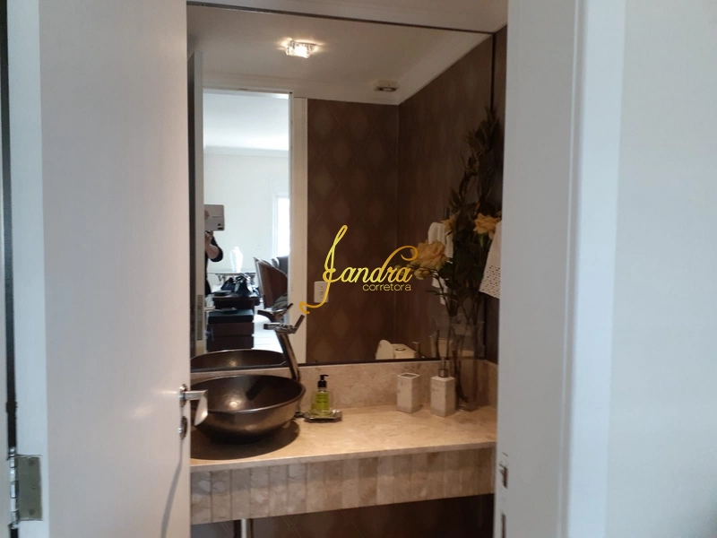 Casa bem localizada, finamente mobiliada e decorada.: 9ª foto da galeria de imagens do imóvel