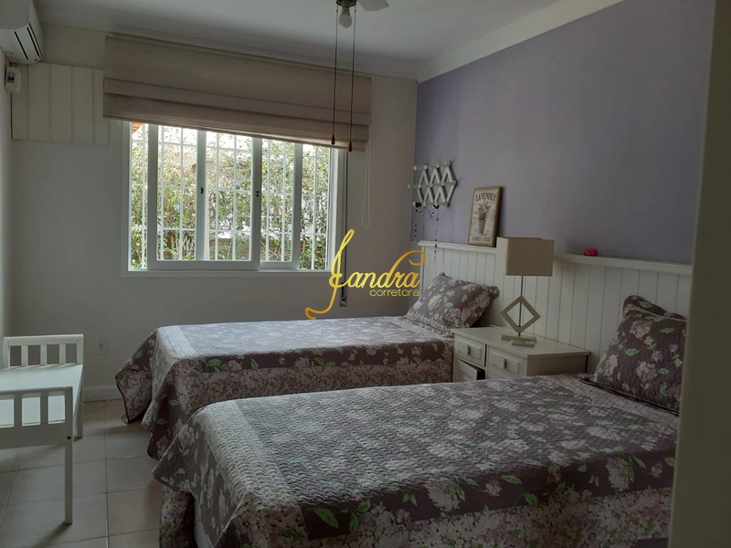 Casa bem localizada, finamente mobiliada e decorada.: 25ª foto da galeria de imagens do imóvel