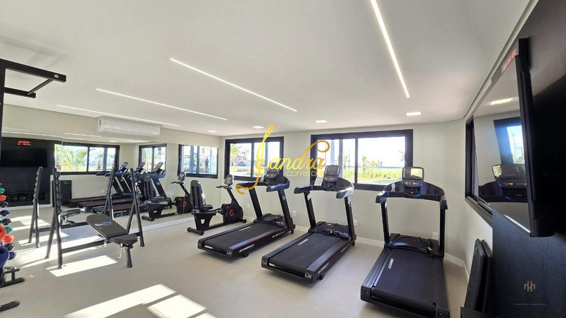 ÓTIMO LOTE BEIRA LAGO, perto da infra: 12ª foto da galeria de imagens do imóvel