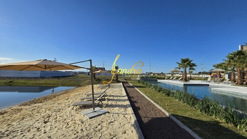 ÓTIMO LOTE BEIRA LAGO, perto da infra: 13ª foto da galeria de imagens do imóvel