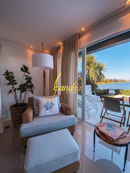 SOBRADO BEIRA LAGO: 5ª foto da galeria de imagens do imóvel