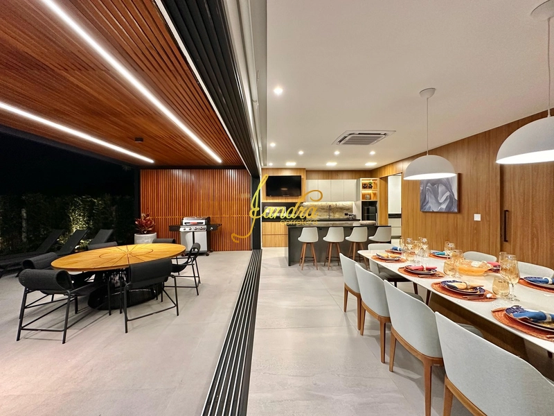 Sobrado Beira Lago,  mobiliado e decorado com 05 suítes e piscina: 52ª foto da galeria de imagens do imóvel