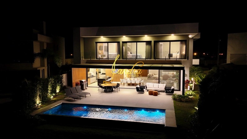 Sobrado Beira Lago,  mobiliado e decorado com 05 suítes e piscina: 58ª foto da galeria de imagens do imóvel
