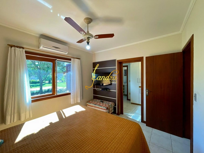 Casa térrea mobiliada e decorada em dois lotes, ótima localização: 48ª foto da galeria de imagens do imóvel