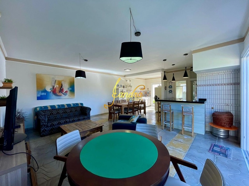 Casa térrea mobiliada e decorada em dois lotes, ótima localização: 56ª foto da galeria de imagens do imóvel