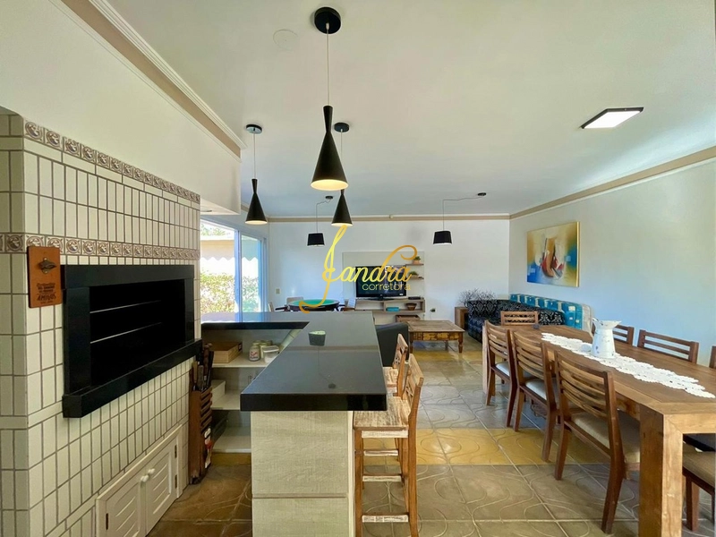 Casa térrea mobiliada e decorada em dois lotes, ótima localização: 50ª foto da galeria de imagens do imóvel