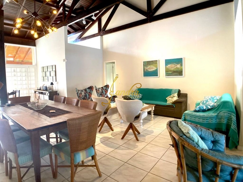 Casa em Atlântida perto mar, com 04 dormitórios e piscina: 10ª foto da galeria de imagens do imóvel