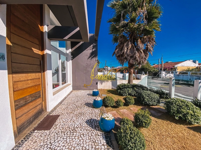 Casa térrea com dois lotes próximo ao mar: 29ª foto da galeria de imagens do imóvel