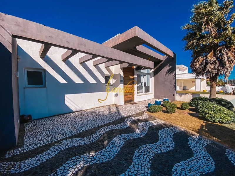 Casa térrea com dois lotes próximo ao mar: 30ª foto da galeria de imagens do imóvel