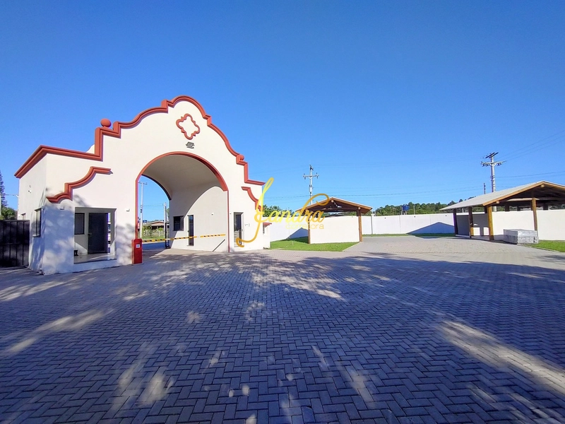 Lote com 360 m2 em condomínio fechado: 1ª foto da galeria de imagens do imóvel