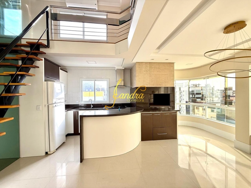 Cobertura TRIPLEX com elevador particular com 4 dormitórios: 5ª foto da galeria de imagens do imóvel