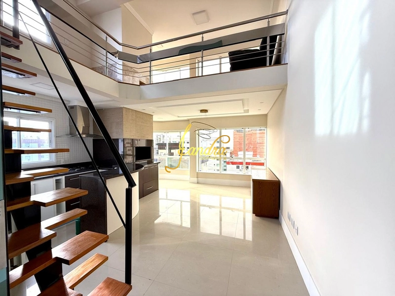 Cobertura TRIPLEX com elevador particular com 4 dormitórios: 9ª foto da galeria de imagens do imóvel