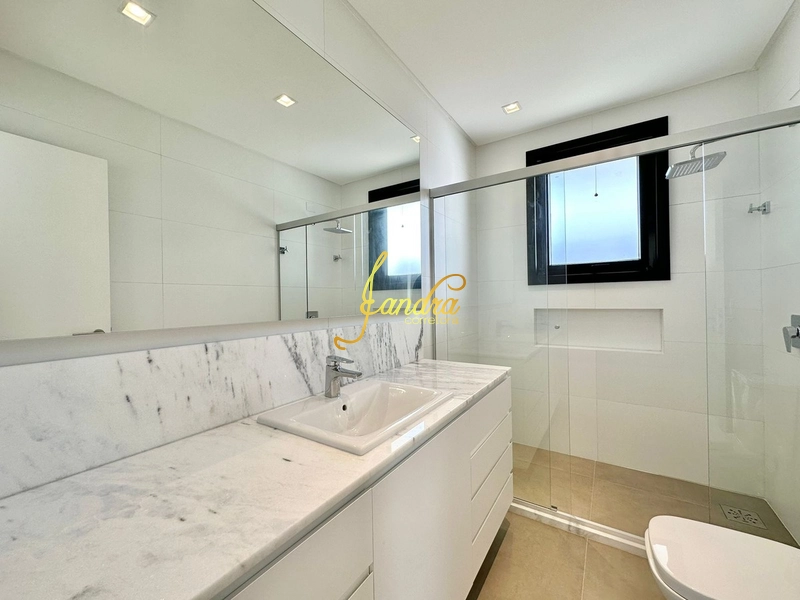 Sobrado beira lago mobiliado e decorado: 36ª foto da galeria de imagens do imóvel