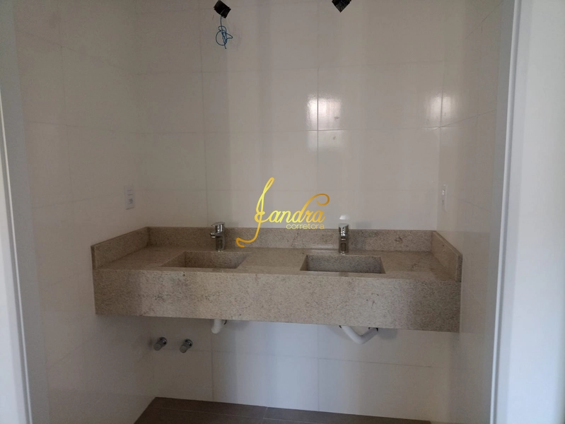 Casa térrea com dois lotes próximo ao mar: 22ª foto da galeria de imagens do imóvel