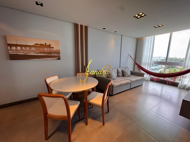 Apartamento de 1 dormitório de frente mobiliado e decorado com box: 2ª foto da galeria de imagens do imóvel