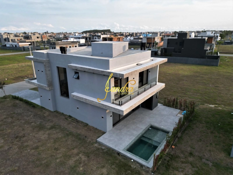 Sobrado no condomínio Sunset com 283m2 de área construída: 32ª foto da galeria de imagens do imóvel