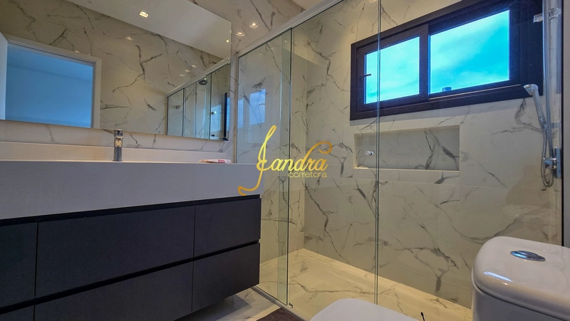 Sobrado pronto com 4 suítes novo mobiliado e decorado: 11ª foto da galeria de imagens do imóvel