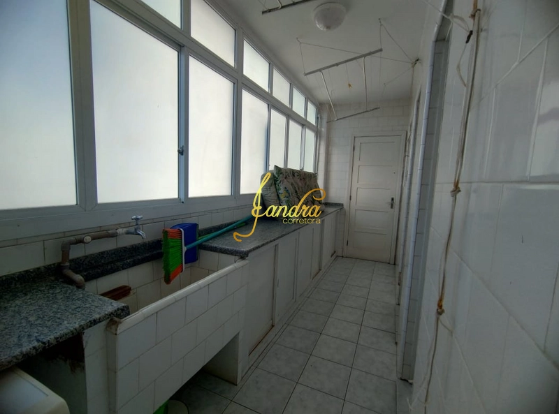 Apartamento com sacada e vista mar: 8ª foto da galeria de imagens do imóvel