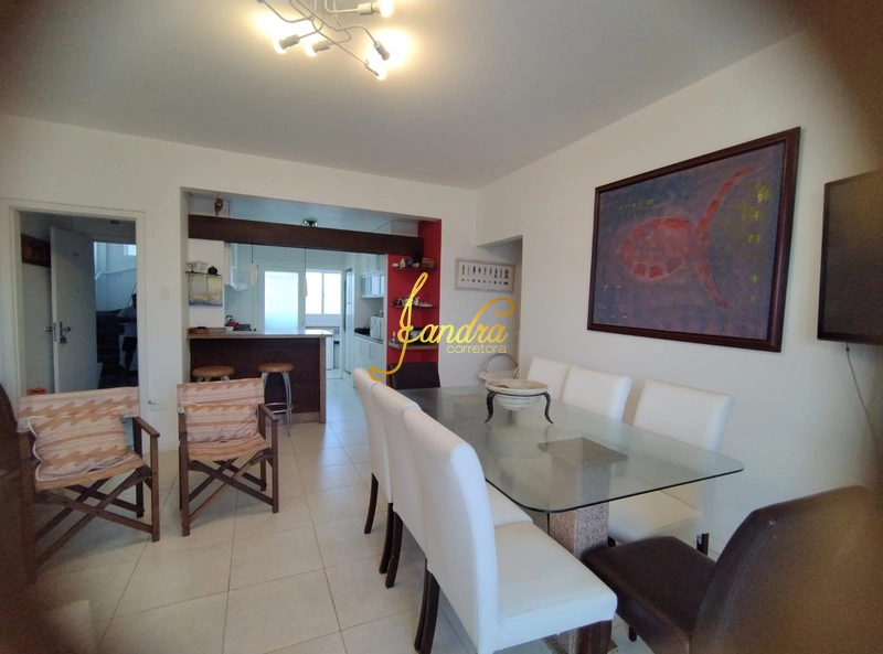 Apartamento beira mar, com vista e sacada: 3ª foto da galeria de imagens do imóvel