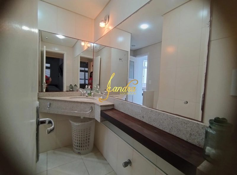 Apartamento beira mar, com vista e sacada: 16ª foto da galeria de imagens do imóvel