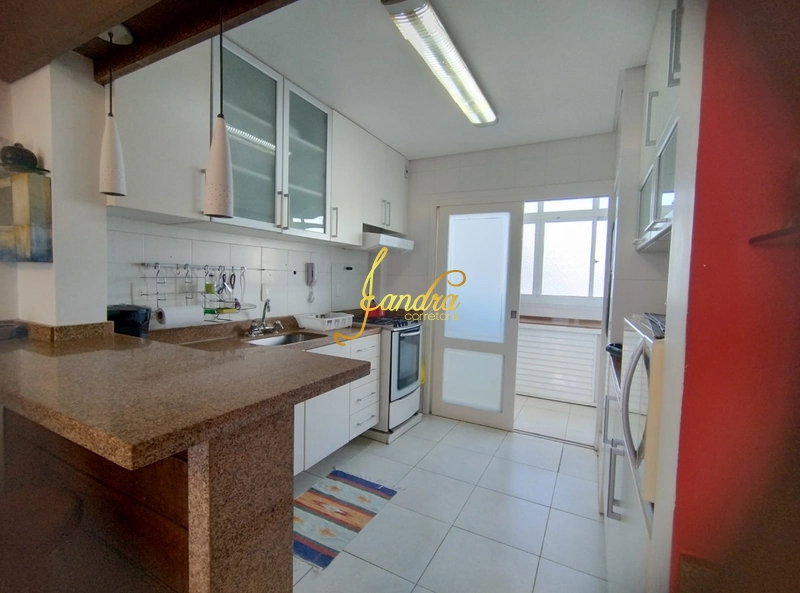 Apartamento beira mar, com vista e sacada: 10ª foto da galeria de imagens do imóvel