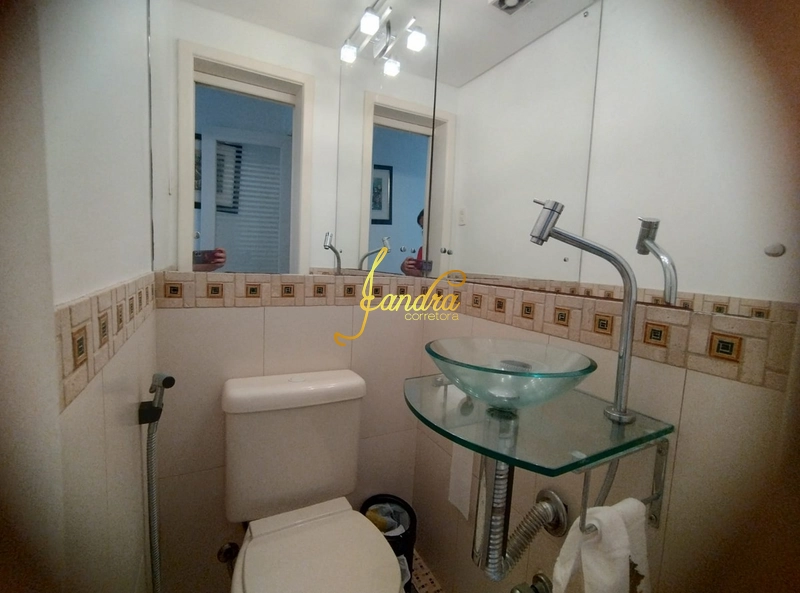 Apartamento beira mar, com vista e sacada: 13ª foto da galeria de imagens do imóvel
