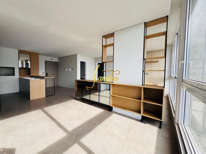 Apartamento com 03 suítes de frente, 3 vagas de garagem semi mobiliado: 3ª foto da galeria de imagens do imóvel