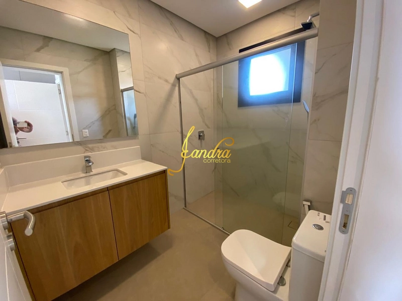 Sobrado com piscina, 06 suítes, mobiliado e decorado: 16ª foto da galeria de imagens do imóvel