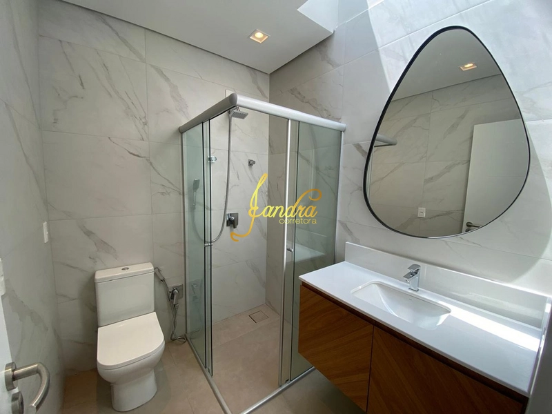 Sobrado com piscina, 06 suítes, mobiliado e decorado: 4ª foto da galeria de imagens do imóvel