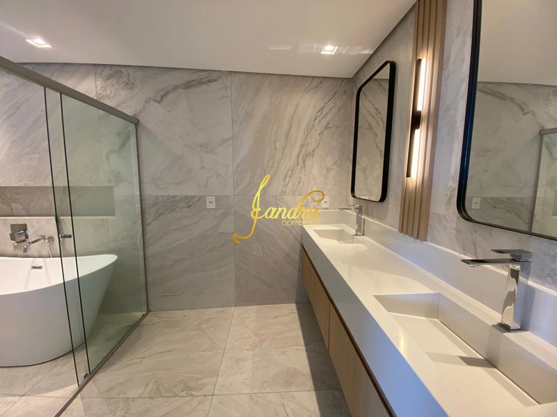 Sobrado com piscina, 06 suítes, mobiliado e decorado: 20ª foto da galeria de imagens do imóvel