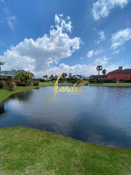 Sobrado com piscina, 06 suítes, mobiliado e decorado: 27ª foto da galeria de imagens do imóvel