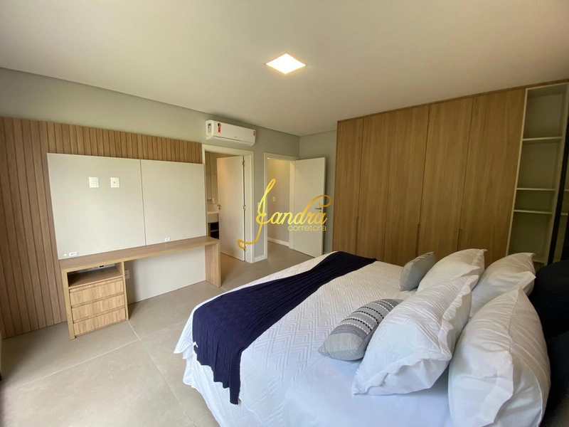 Sobrado com piscina, 06 suítes, mobiliado e decorado: 44ª foto da galeria de imagens do imóvel