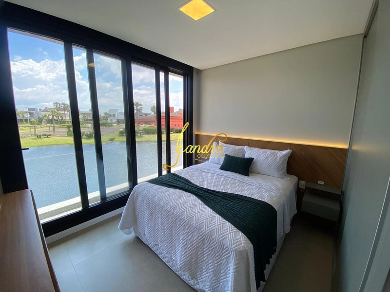 Sobrado com piscina, 06 suítes, mobiliado e decorado: 14ª foto da galeria de imagens do imóvel