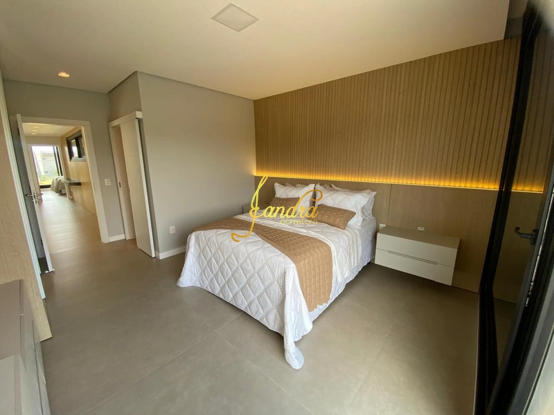 Sobrado com piscina, 06 suítes, mobiliado e decorado: 19ª foto da galeria de imagens do imóvel