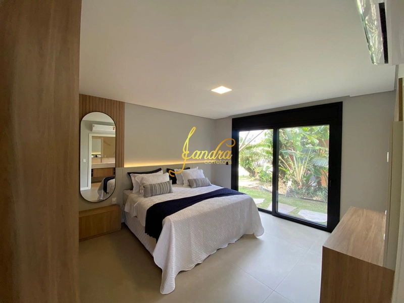 Sobrado com piscina, 06 suítes, mobiliado e decorado: 48ª foto da galeria de imagens do imóvel