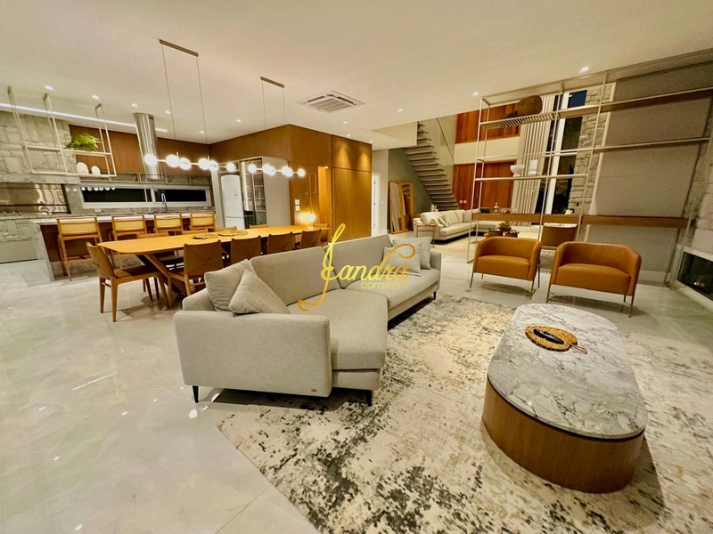 Sobrado mobiliado e decorado com 05 suítes e piscina em concreto: 34ª foto da galeria de imagens do imóvel