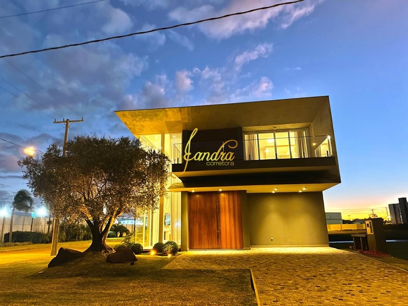 Sobrado mobiliado e decorado com 05 suítes e piscina em concreto: 32ª foto da galeria de imagens do imóvel