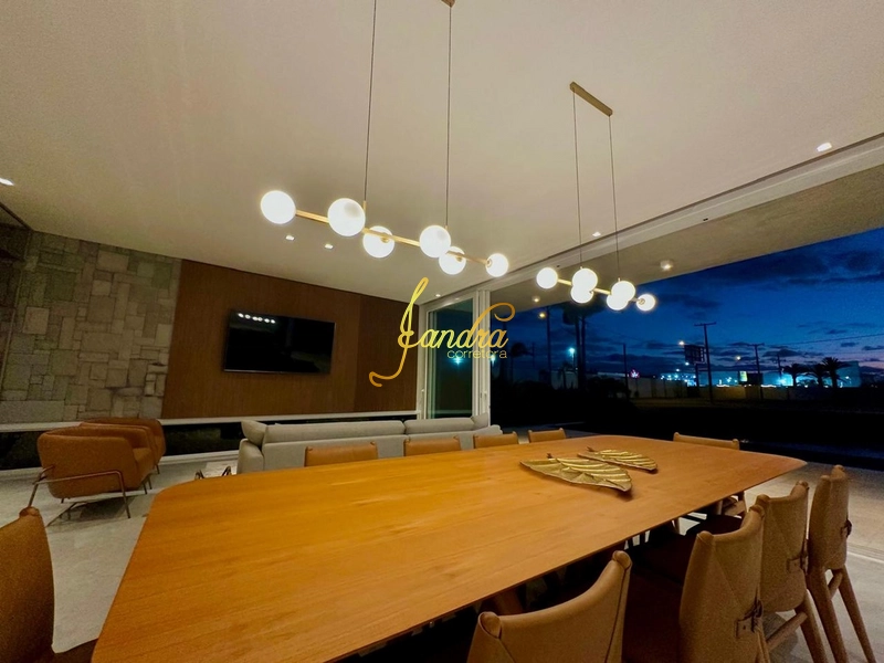 Sobrado mobiliado e decorado com 05 suítes e piscina em concreto: 38ª foto da galeria de imagens do imóvel