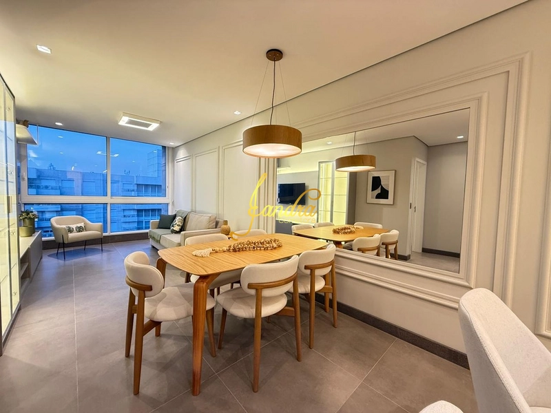 Apartamento de 2 dormitórios de frente e com box duplo: 1ª foto da galeria de imagens do imóvel