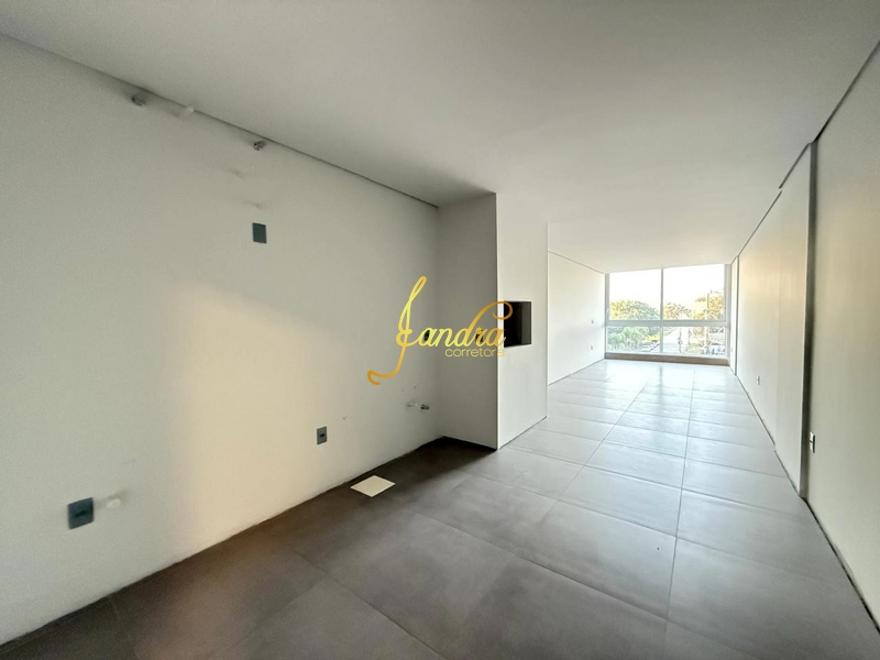 Apartamento de 2 dormitórios de frente para infra e com box: 5ª foto da galeria de imagens do imóvel