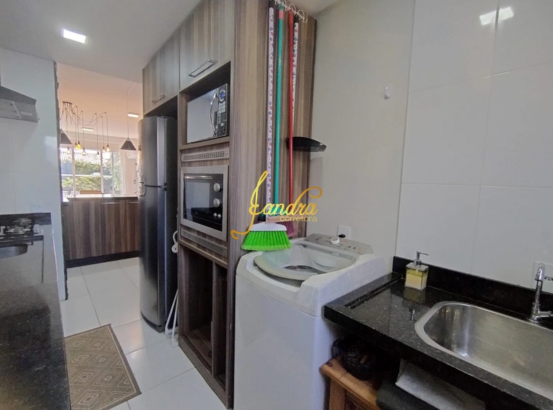 Apartamento finamente mobiliado e decorado centro de Xangri-lá: 2ª foto da galeria de imagens do imóvel
