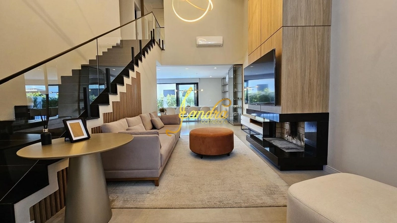 Sobrado pronto com 4 suítes novo mobiliado e decorado: 8ª foto da galeria de imagens do imóvel