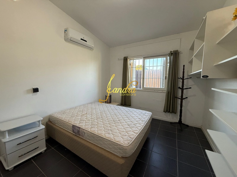 Casa perto do mar, no centro com 04 dormitórios: 23ª foto da galeria de imagens do imóvel