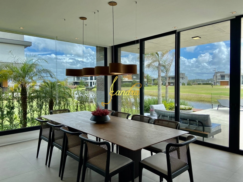 Sobrado mobiliado e decorado, beira Lago: 36ª foto da galeria de imagens do imóvel