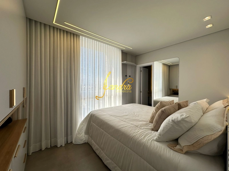 Apartamento de 2 dormitórios de frente para infra e com box duplo: 2ª foto da galeria de imagens do imóvel