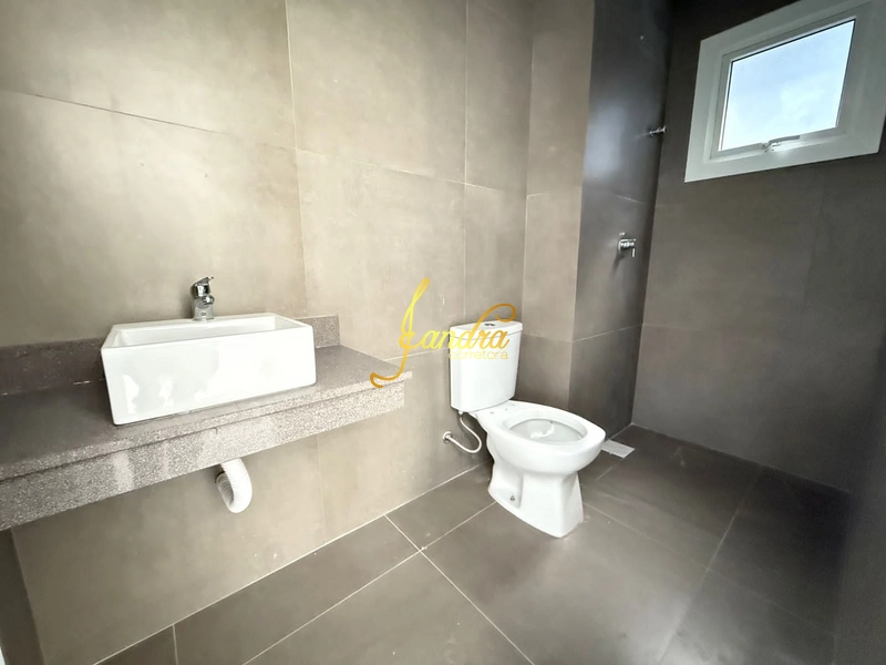 Apartamento frente avenida com entrada 101 mil e saldo 96X parcelas: 3ª foto da galeria de imagens do imóvel
