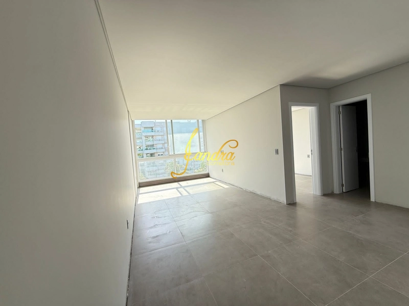 Apartamento frente avenida com entrada 101 mil e saldo 96X parcelas: 9ª foto da galeria de imagens do imóvel