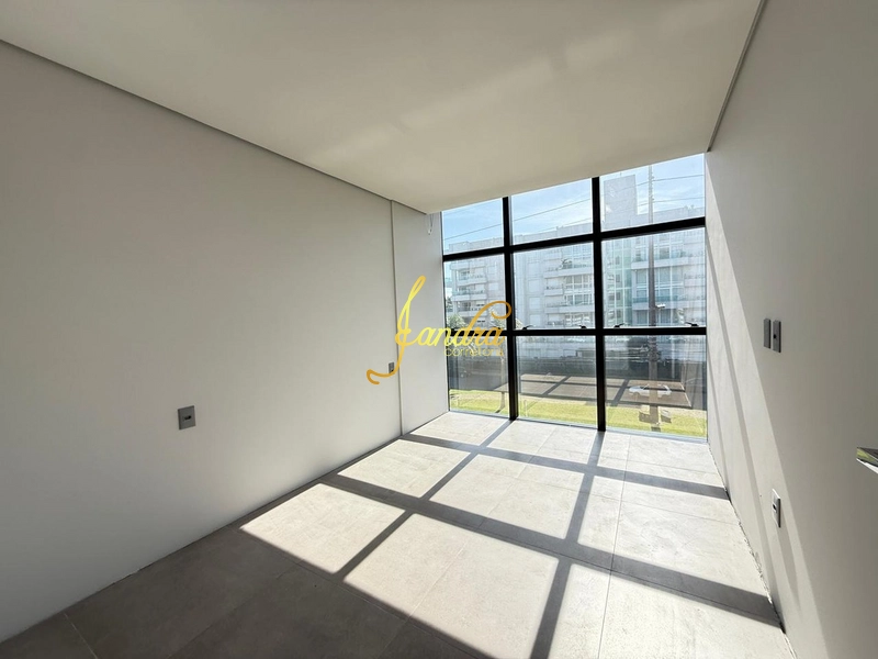Apartamento frente avenida com entrada 102 mil e saldo 96X parcelas: 2ª foto da galeria de imagens do imóvel