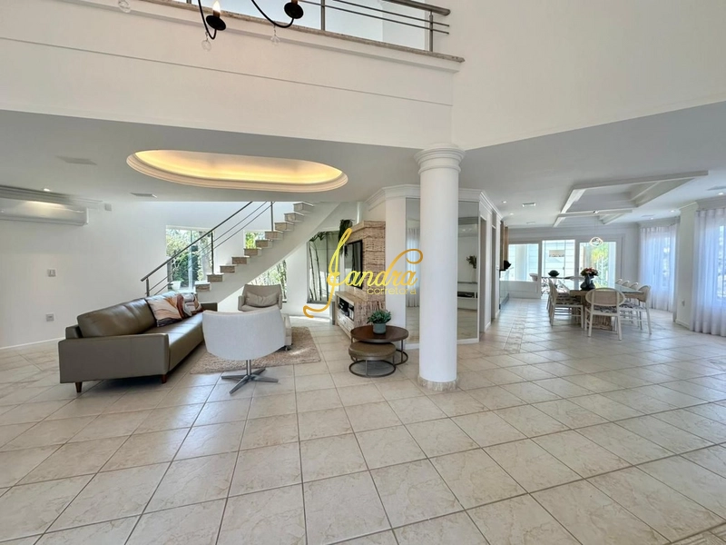 Excelente sobrado no condominio Lagos com Piscina e 04 suites: 28ª foto da galeria de imagens do imóvel