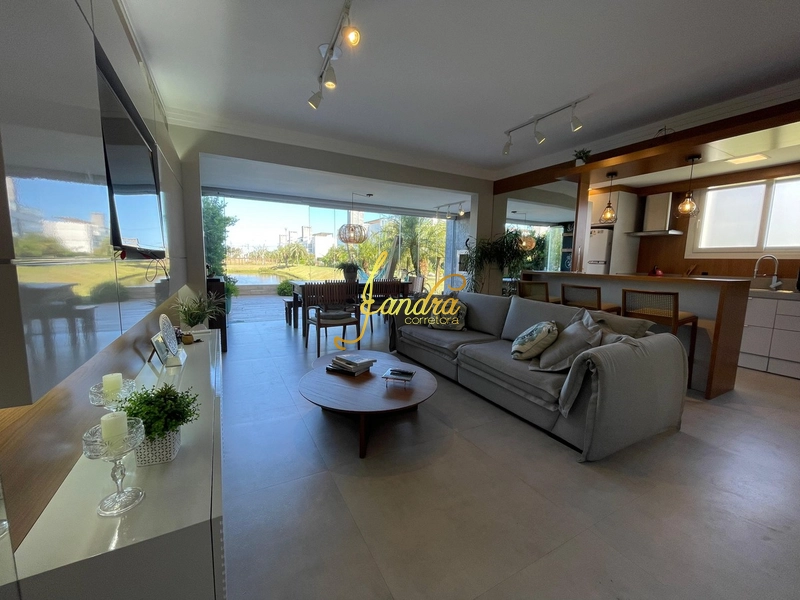 Apartamento beira lago, mobilaido e decorado: 3ª foto da galeria de imagens do imóvel